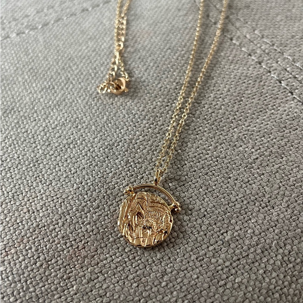 Gold Coin Pendant Necklace